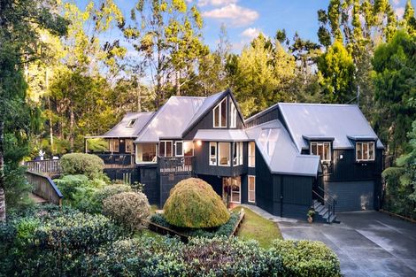 Photo of property in 19 Fawcett Road, Laingholm, Auckland, 0604