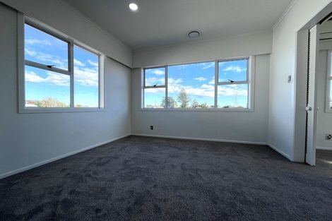 Photo of property in 106 Ti Rakau Drive, Pakuranga, Auckland, 2010