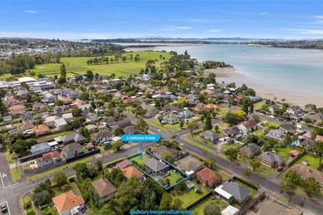 Photo of property in 51 Anderson Avenue, Point England, Auckland, 1072