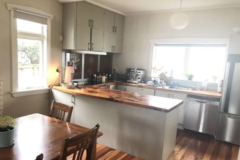 Photo of property in 48 Lambeth Road, Mount Eden, Auckland, 1041