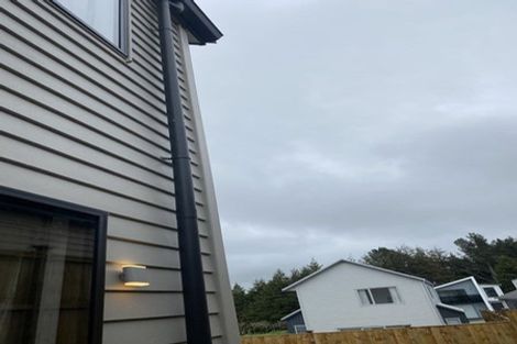 Photo of property in 19 Paparahi Place, Wainui, Silverdale, 0992