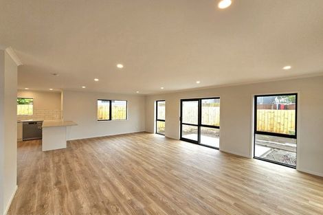 Photo of property in 43a South Road, Blagdon, New Plymouth, 4310