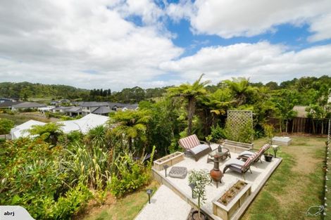 Photo of property in 88 Pohutukawa Parade, Riverhead, 0820
