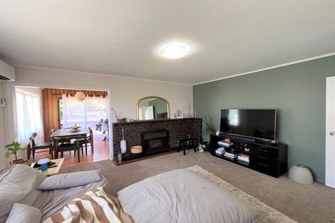 Photo of property in 23 Paton Avenue, Te Atatu South, Auckland, 0610