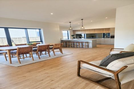 Photo of property in 17 Te Rata Boulevard, Karaka, 2124