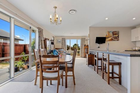 Photo of property in 21 Galatos Street, Rangiora, 7400