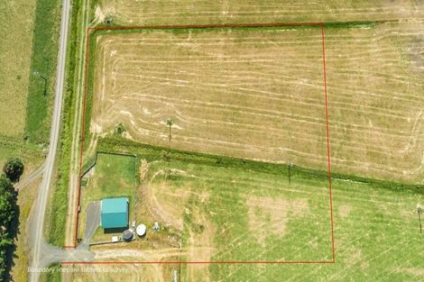 Photo of property in 589 East Coast Road, Browns Bay, Auckland, 0632