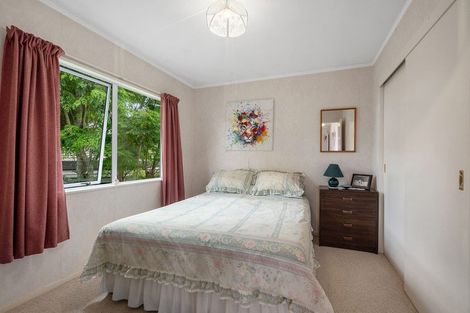 Photo of property in 96 Unsworth Drive, Unsworth Heights, Auckland, 0632