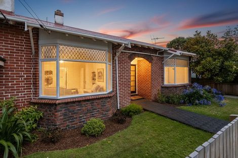 Photo of property in 32 Moreau Street, Saint Kilda, Dunedin, 9012