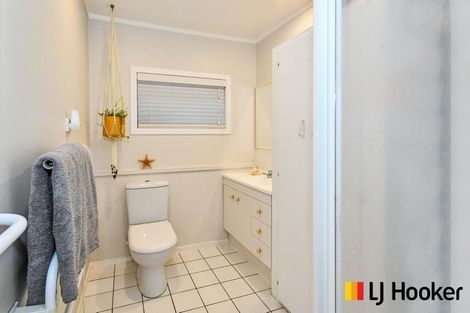 Photo of property in 33 Peretao Rise, The Gardens, Auckland, 2105