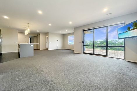 Photo of property in 40 Cresswell Place, Johnsonville, Wellington, 6037