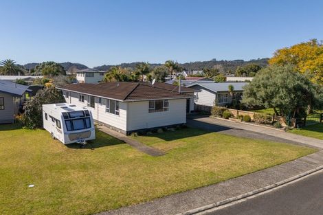 Photo of property in 117 Robinson Road, Whitianga, 3510