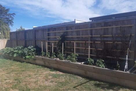 Photo of property in 42 Feist Street, Carterton, 5713