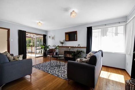 Photo of property in 162 Seaview Road, Westown, New Plymouth, 4310