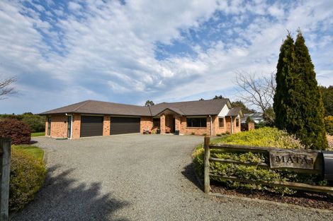 Photo of property in 5 The Glade, Carterton, 5713