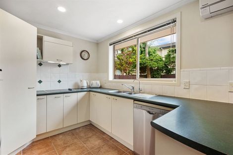 Photo of property in 44 Redcastle Drive, East Tamaki, Auckland, 2013