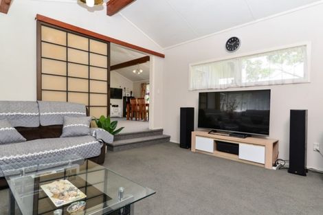 Photo of property in 4 Russleigh Drive, Dinsdale, Hamilton, 3204