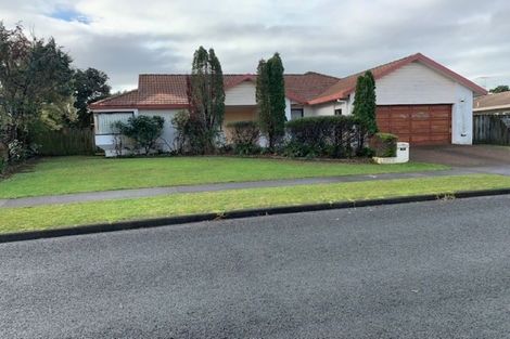 Photo of property in 59 Matterhorn Crescent, Northpark, Auckland, 2013