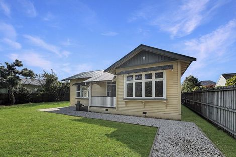 Photo of property in 80 Hinau Street, Riccarton, Christchurch, 8041