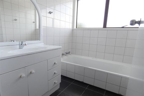 Photo of property in 19 Virgo Place, Glen Eden, Auckland, 0602