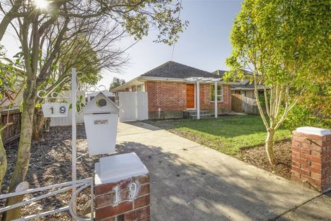 Photo of property in 19 Colwyn Street, Bryndwr, Christchurch, 8053