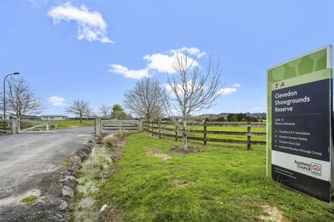 Photo of property in 32 North Road, Clevedon, Papakura, 2582