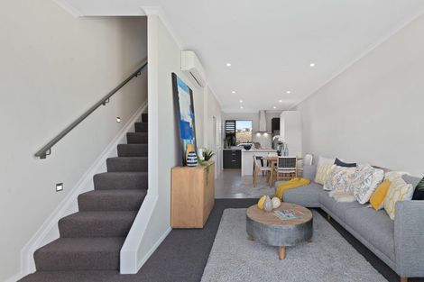 Photo of property in 42 Cambie Avenue, Red Beach, 0932