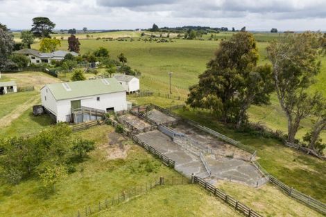Photo of property in 852 Penny Road, Sanson, Palmerston North, 4479