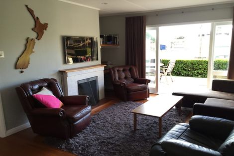 Photo of property in 5 Taratoa Street, Point England, Auckland, 1072