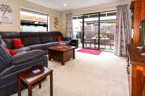 Photo of property in 2/81 Nottingham Avenue, Halswell, Christchurch, 8025