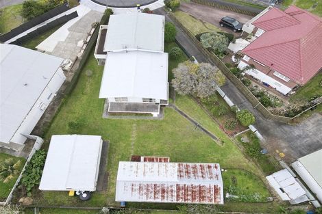 Photo of property in 7 Taha Road, Te Atatu South, Auckland, 0610