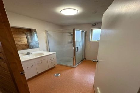 Photo of property in 3/125 Carrington Road, Point Chevalier, Auckland, 1025