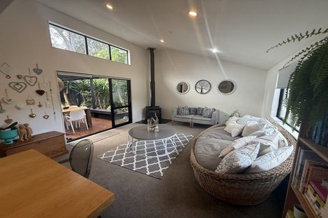 Photo of property in 9a Shadon Place, Stanmore Bay, Whangaparaoa, 0932