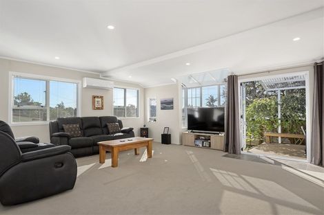 Photo of property in 31b Percy Road, Papamoa Beach, Papamoa, 3118