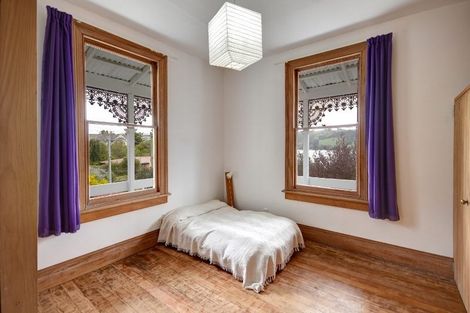 Photo of property in 1 Seddon Street, Ravensbourne, Dunedin, 9022