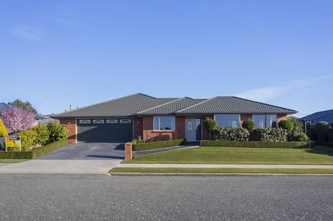 Photo of property in 24 Hannah Place, Holmes Hill, Oamaru, 9401