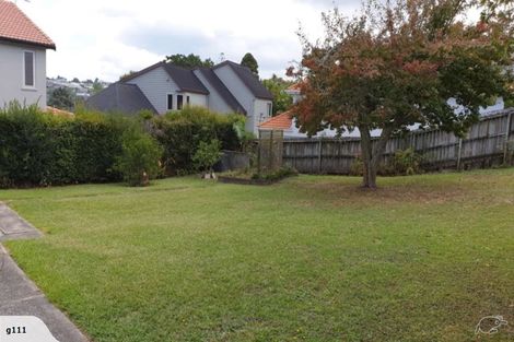 Photo of property in 3/2 Scarboro Terrace, Murrays Bay, Auckland, 0630