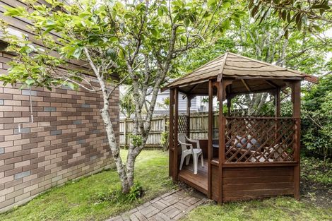 Photo of property in 2/15 Onepoto Road, Hauraki, Auckland, 0622