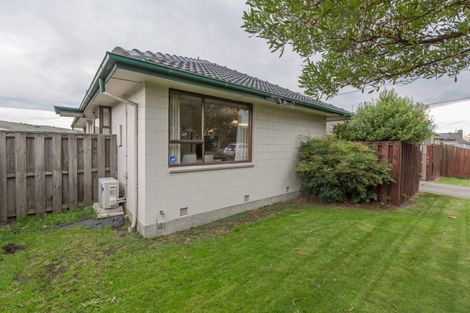 Photo of property in 25 Maces Road, Bromley, Christchurch, 8062