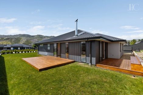 Photo of property in 6 Searle Drive, Cromwell, 9310