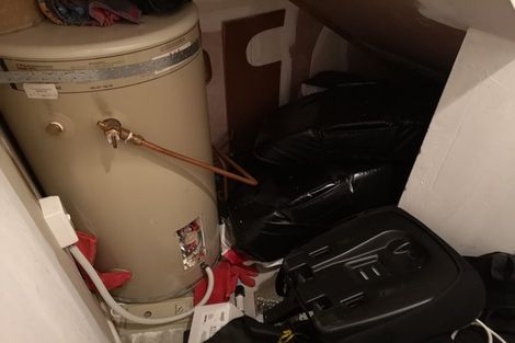 Photo of property in 136 West Harbour Drive, West Harbour, Auckland, 0618