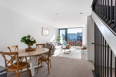 Photo of property in 3/17 Victoria Road, Mount Maunganui, 3116