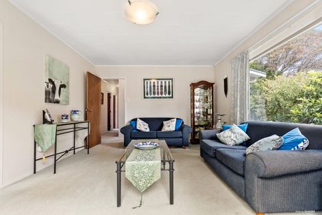 Photo of property in 34 Spinella Drive, Bayview, Auckland, 0629