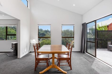 Photo of property in 3 Oak Avenue, Paremata, Porirua, 5024