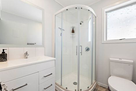 Photo of property in 25b Port View Crescent, Moturoa, New Plymouth, 4310