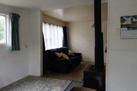 Photo of property in 13 Bell Street, Aratapu, Dargaville, 0371