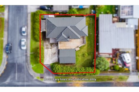 Photo of property in 330 Glengarry Road, Glen Eden, Auckland, 0602