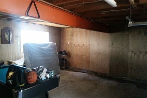 Photo of property in 19 Holmes Grove, Naenae, Lower Hutt, 5011