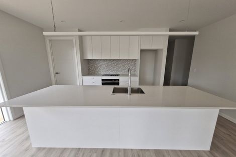 Photo of property in 20 Arohaina Avenue, Karaka, 2124