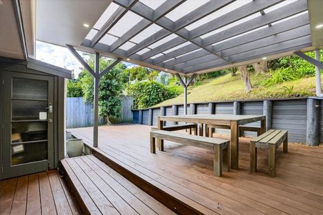 Photo of property in 11 Hillside Crescent, Leigh, 0985